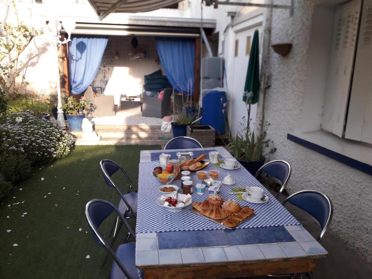 Bed and Breakfast Le Jardin Fleuri Saint-Nazaire  Exteriér fotografie