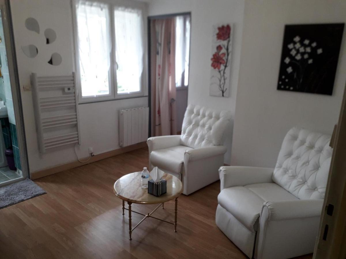 Bed and Breakfast Le Jardin Fleuri Saint-Nazaire  Exteriér fotografie